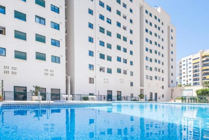 Апартаменты Benidorm Bali Area Экстерьер фото