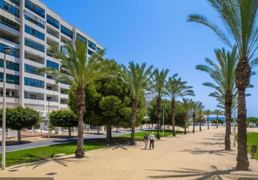 Апартаменты Benidorm Bali Area Экстерьер фото
